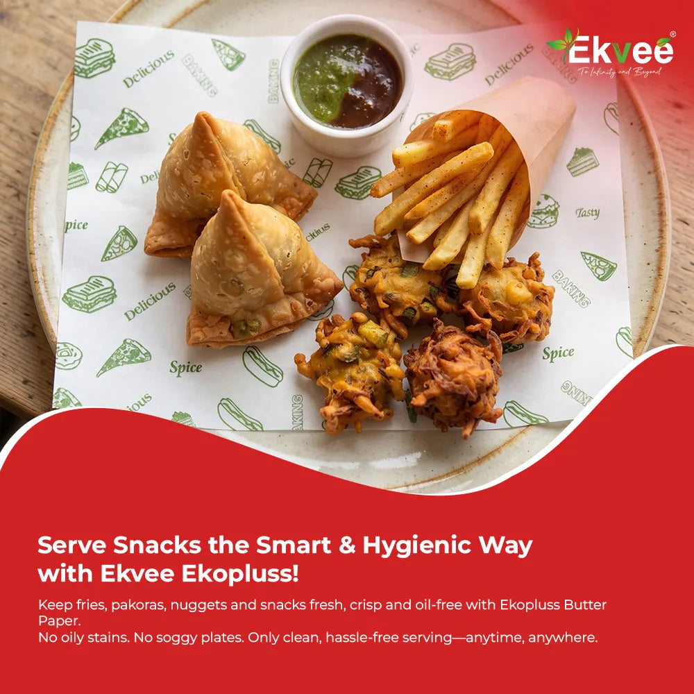 Ekvее Ekopluss butter paper sheet used as a hygienic serving liner for samosas, French fries, pakoras, and chutney on a plate, with a green food-themed print. Promotional text highlights clean, crisp, oil-free serving without oily stains or soggy plates.